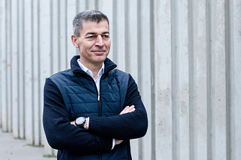 Ľudia prehodnotili svoje priority. Medziľudský kontakt stúpol na cene